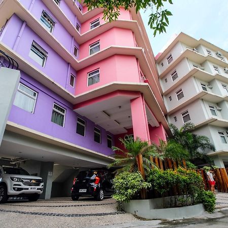 Myspace Hotel @Bgc Pasig City Екстер'єр фото