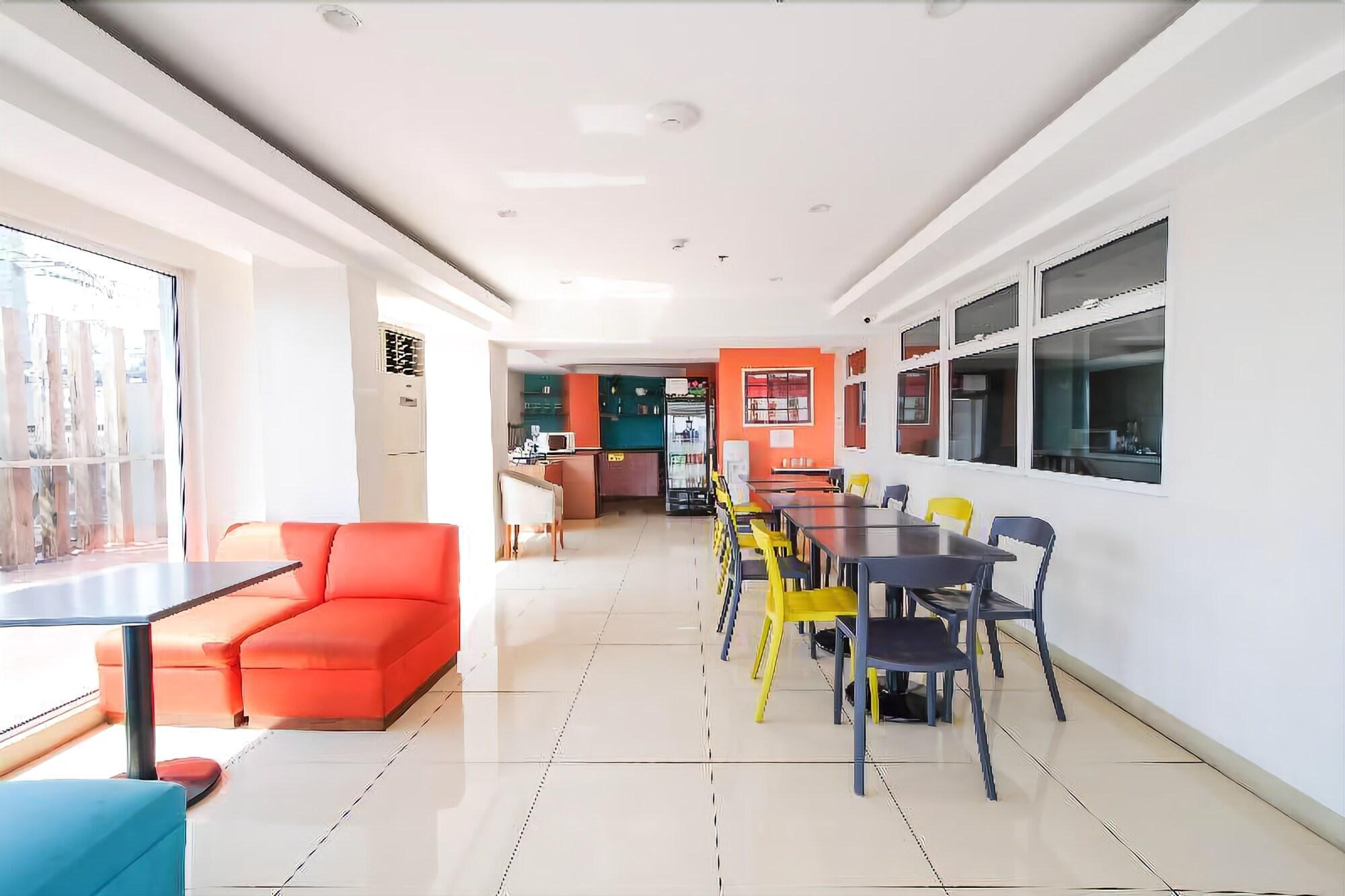 Myspace Hotel @Bgc Pasig City Екстер'єр фото