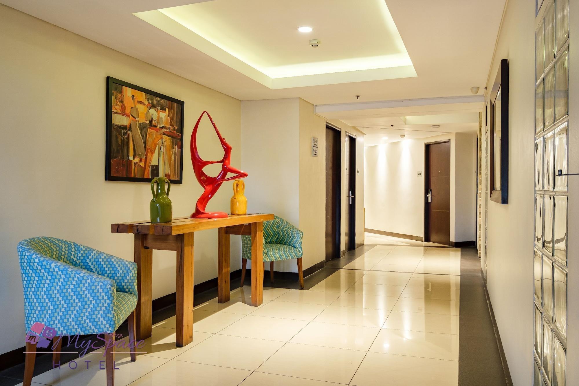 Myspace Hotel @Bgc Pasig City Екстер'єр фото