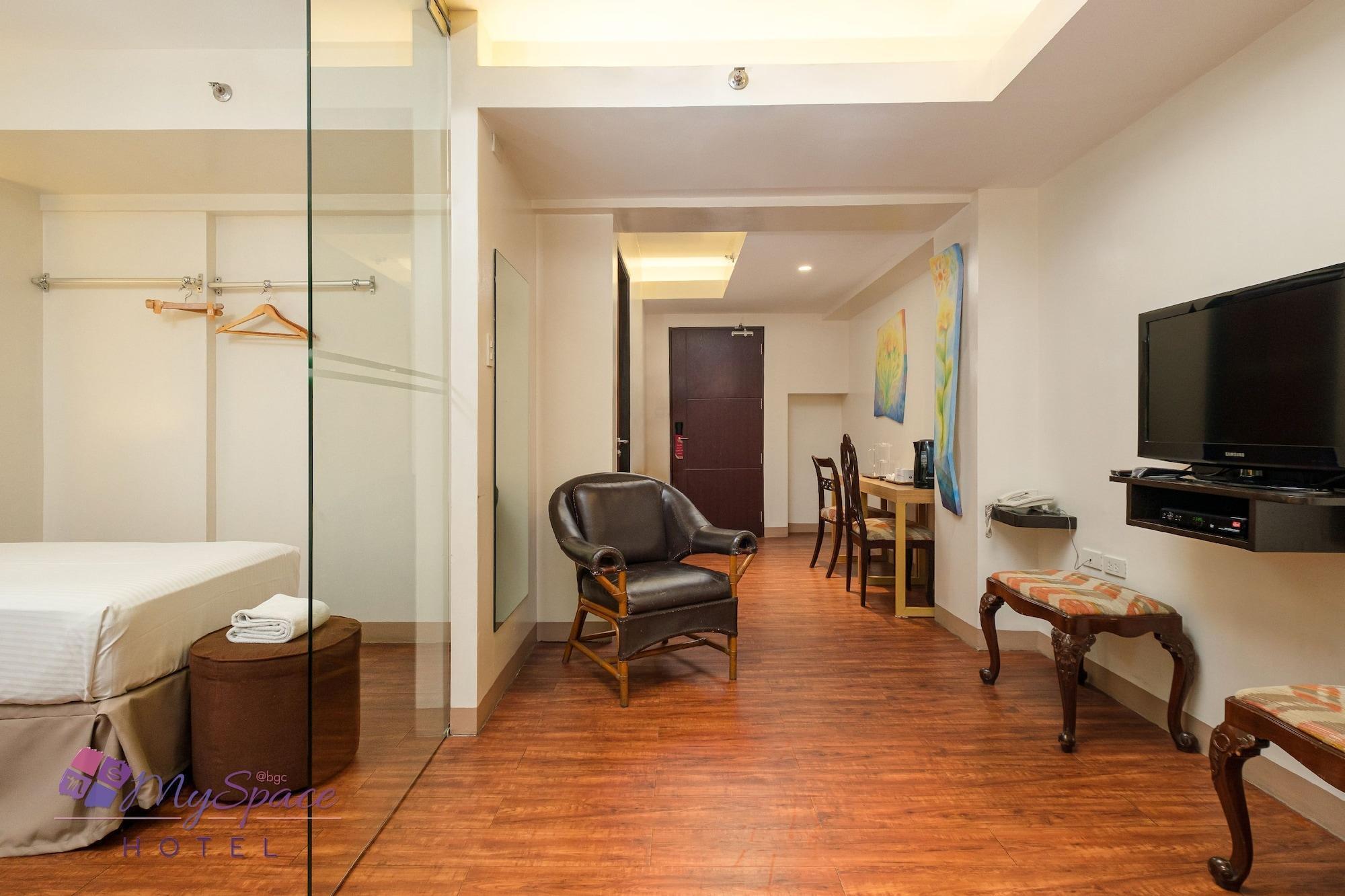 Myspace Hotel @Bgc Pasig City Екстер'єр фото