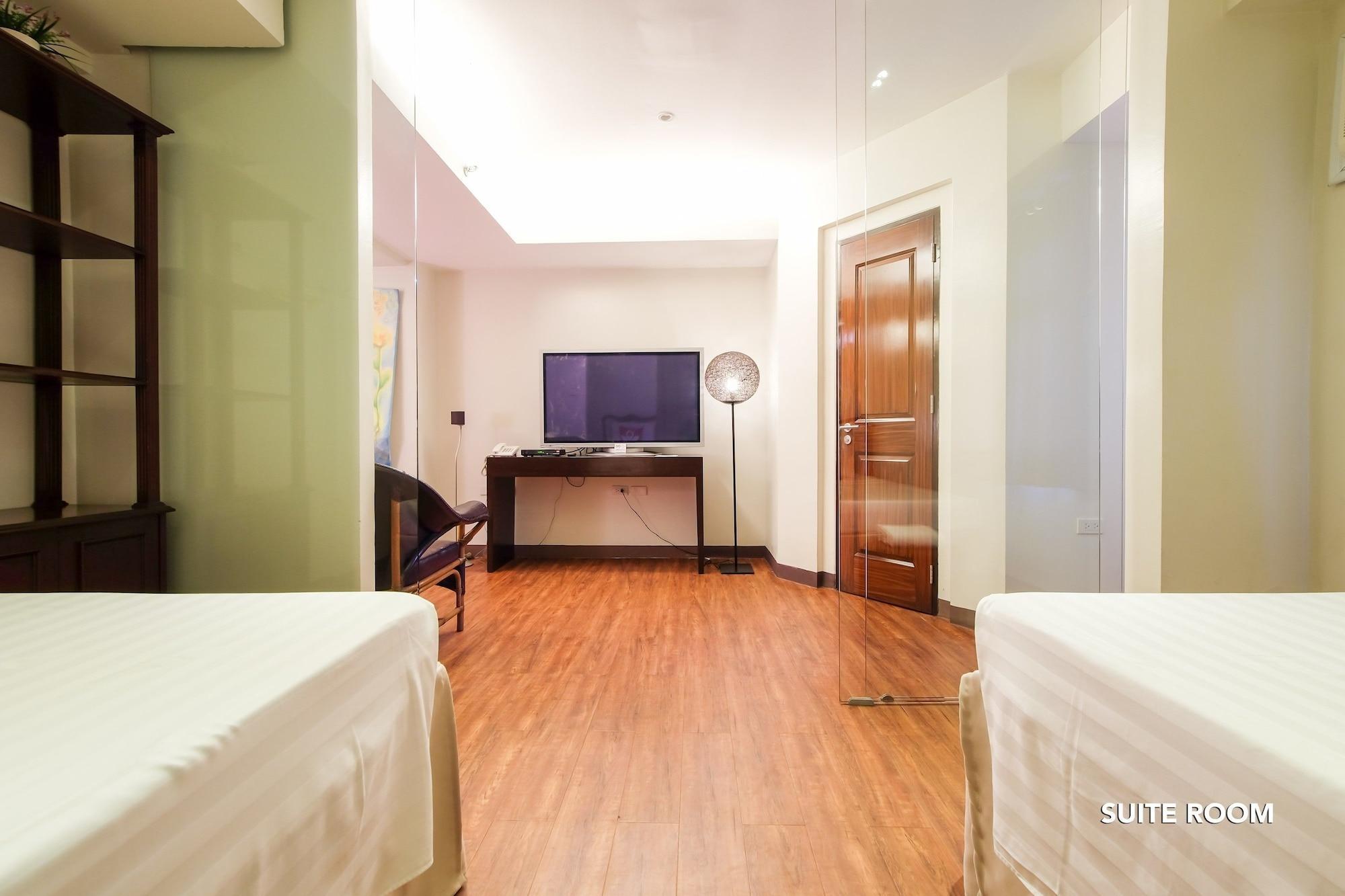 Myspace Hotel @Bgc Pasig City Екстер'єр фото