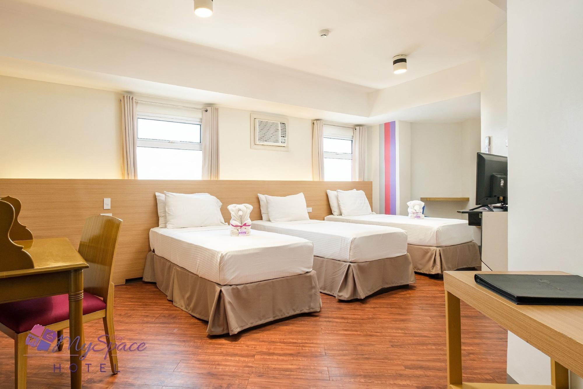 Myspace Hotel @Bgc Pasig City Екстер'єр фото